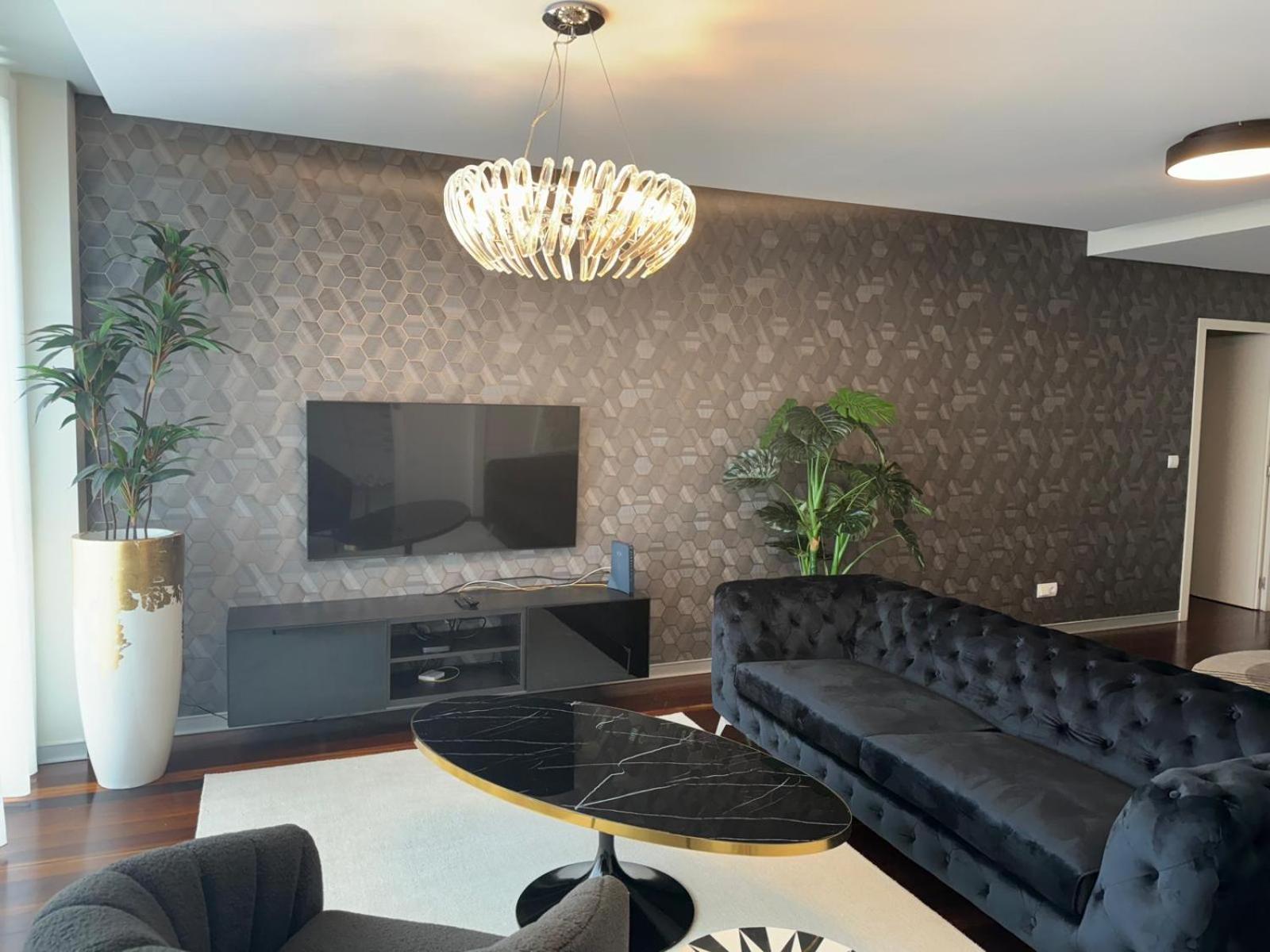 Next Corner Plaza Appartement