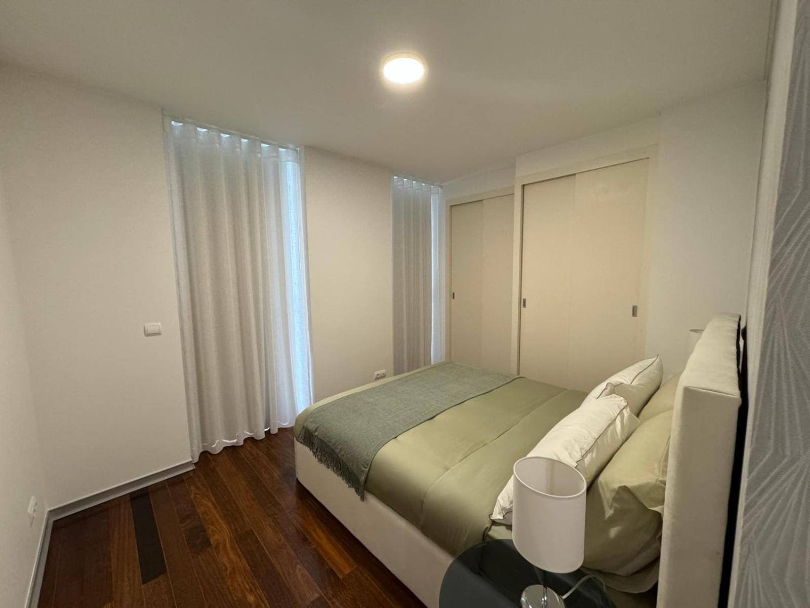 Next Corner Plaza Appartement