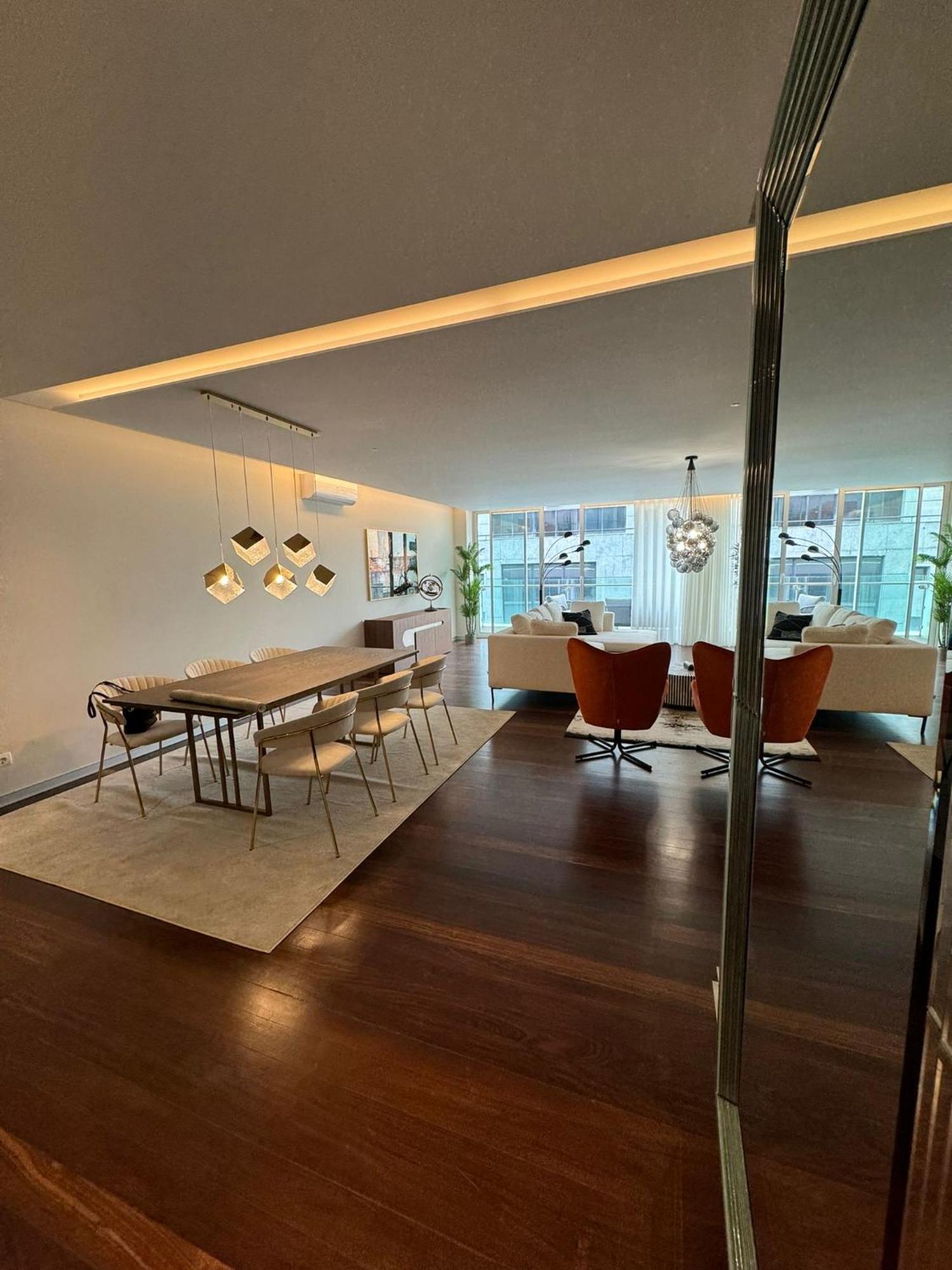 Appartement Next Corner Plaza