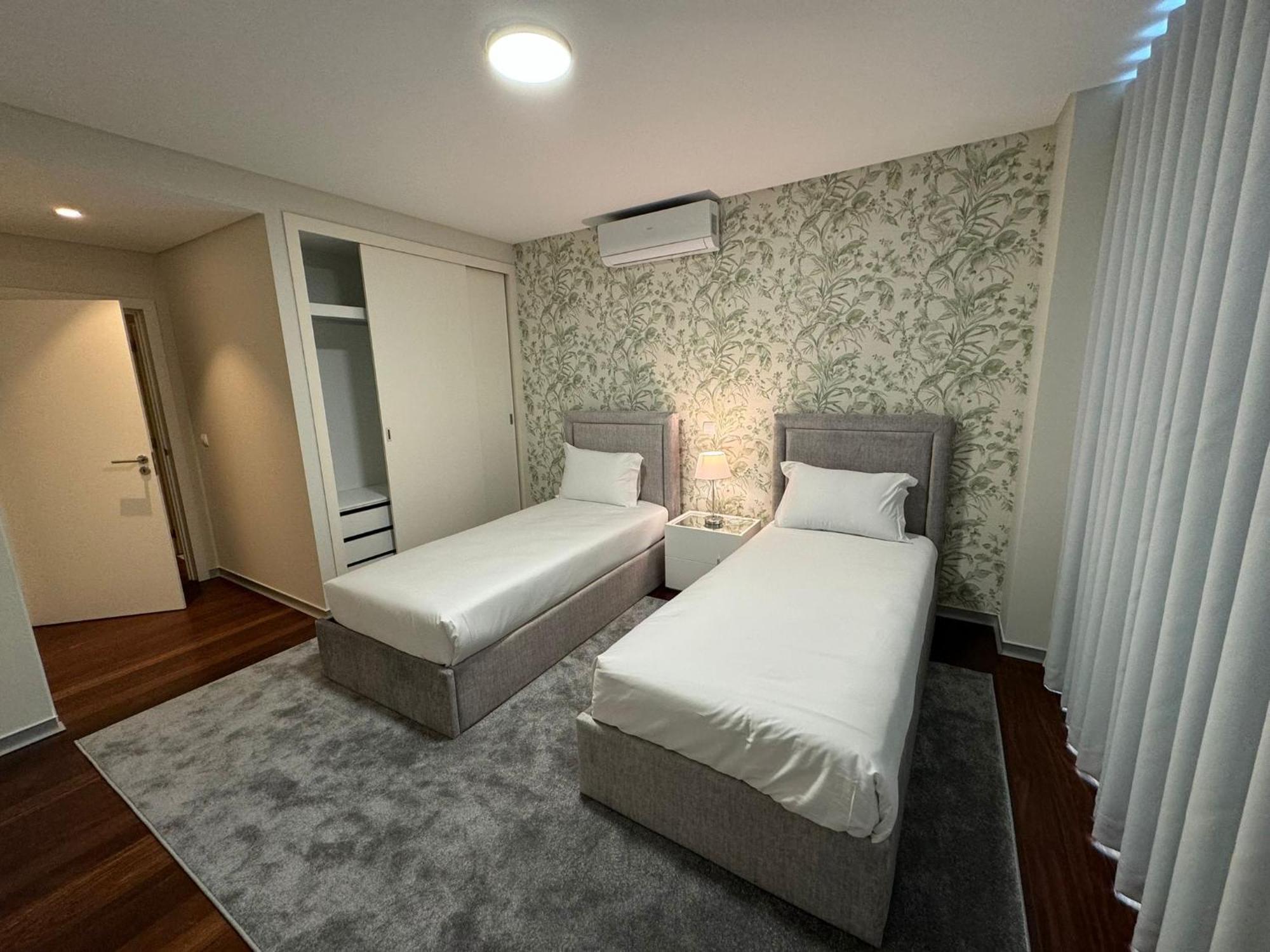 Next Corner Plaza Appartement *